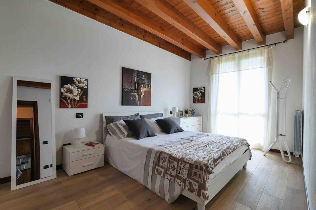 Borgo Di Terzo Bifocale In Centro Storico Check In 24H Fast Wi-Fi Bus 500M Apartamento Exterior foto