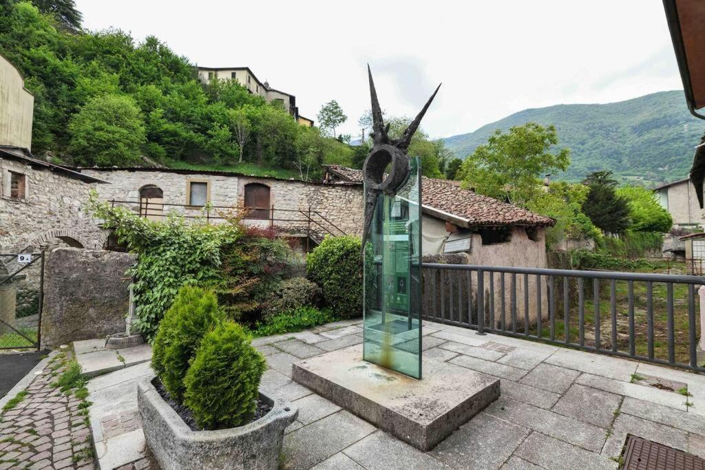 Borgo Di Terzo Bifocale In Centro Storico Check In 24H Fast Wi-Fi Bus 500M Apartamento Exterior foto