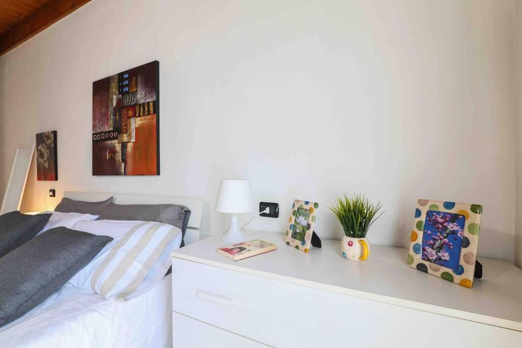 Borgo Di Terzo Bifocale In Centro Storico Check In 24H Fast Wi-Fi Bus 500M Apartamento Exterior foto